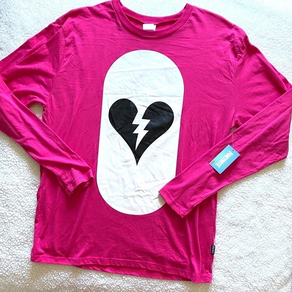 Fortnite Women's T-Shirt Bundle Size XL NWT - Picture 3 of 9